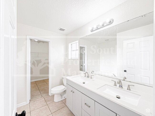 Building Photo - 7823 Sugar Pine Blvd