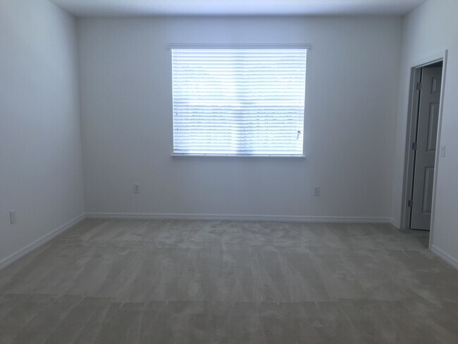 Building Photo - 12886 Westside Vlg Lp