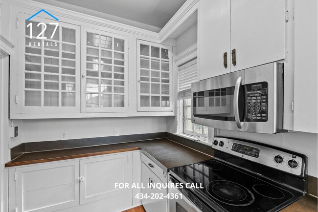 Building Photo - Charming 2-Bedroom in Historic Rivermont –...