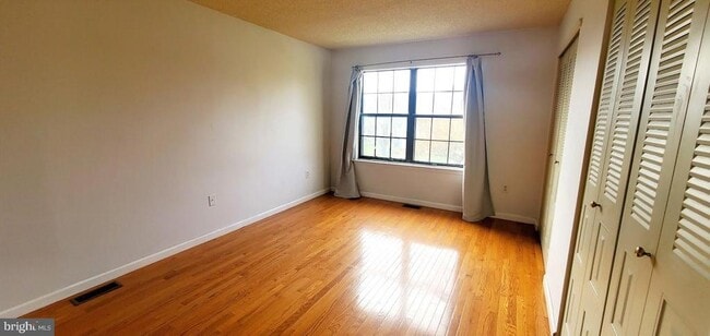 Building Photo - 95 O'Neill Ct