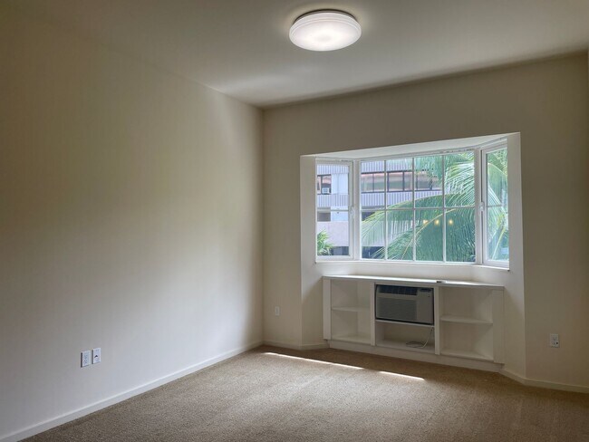 Building Photo - Cove Waikiki - Reduced rent for the month of May $2450