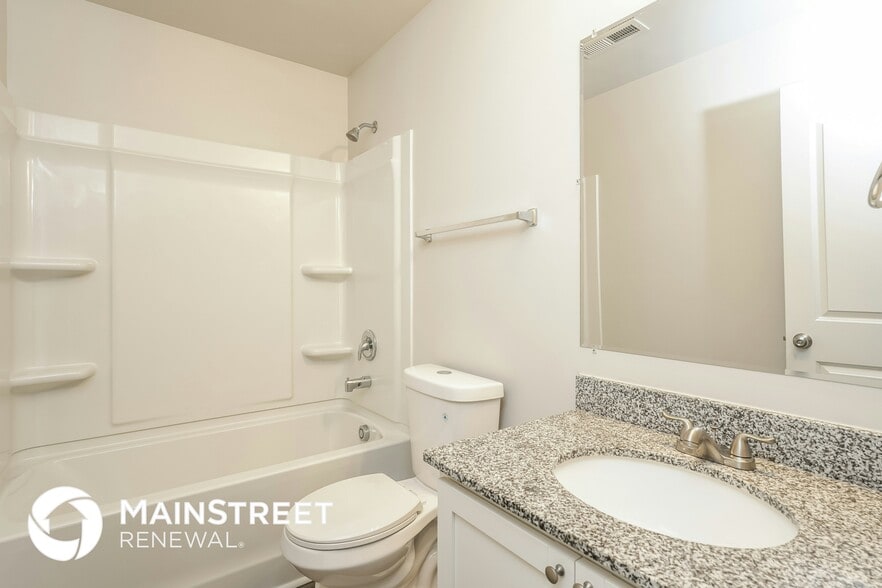 Building Photo - 3800 Bellingham Ct