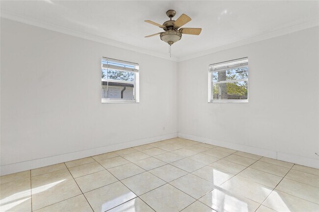 Building Photo - 4184 SW 49th Ct