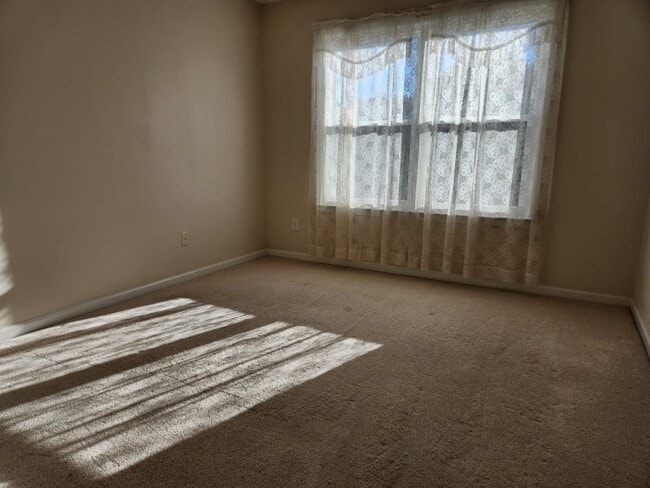 Building Photo - 3931 Tugaloo River Dr NW