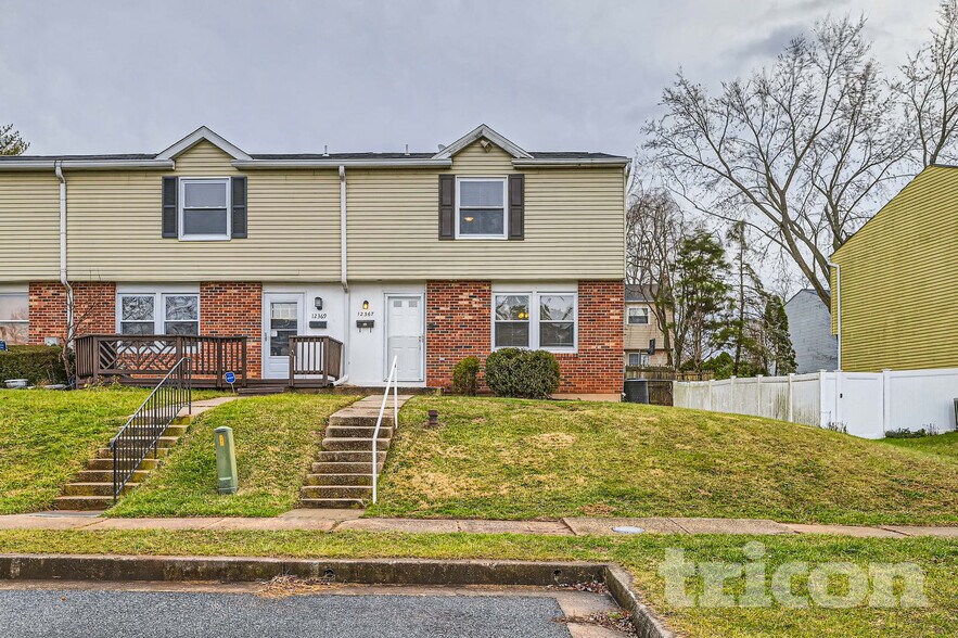 Building Photo - 12367 Boncrest Dr