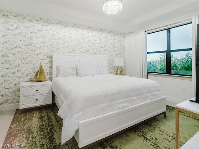 Building Photo - 5690 Mayflower Way