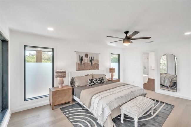 Building Photo - 2100 Apricot Glen Dr