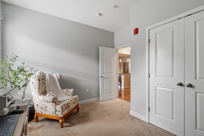 Building Photo - 99 Essex St