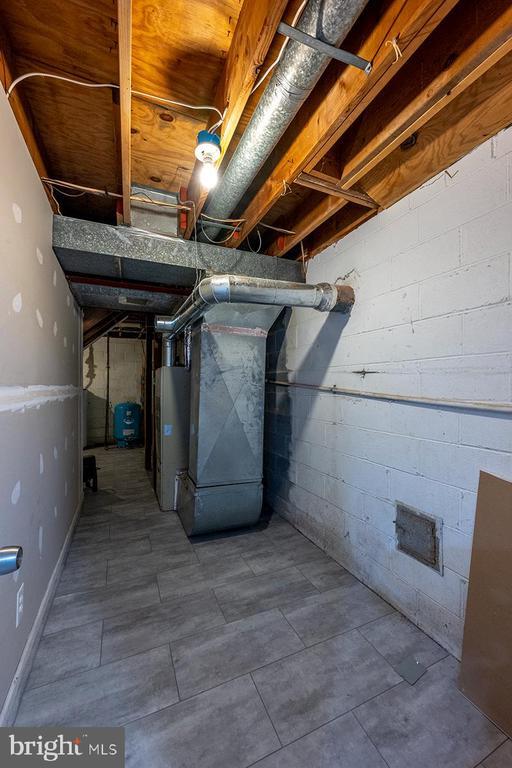 Building Photo - 5035 Timberwood Trail