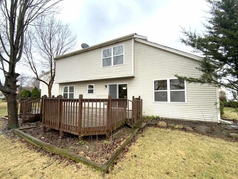 Building Photo - 153 Wedgeport Ct