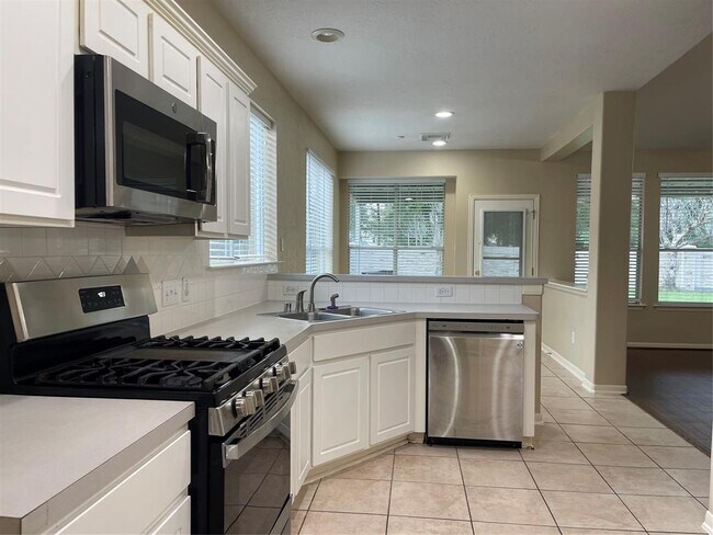 Building Photo - 14118 Millglen Ct
