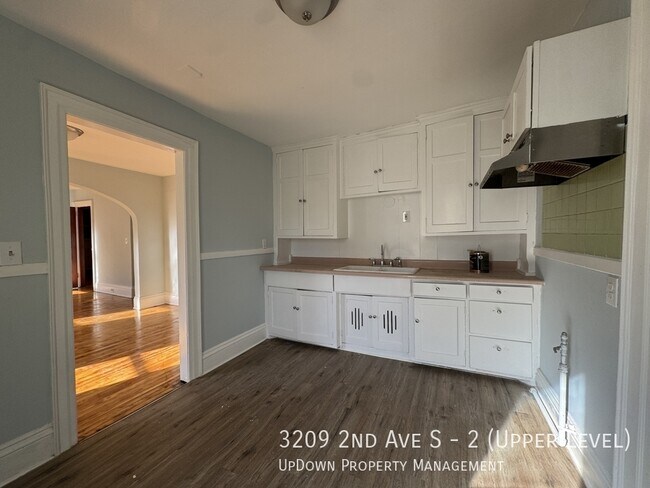 Building Photo - 3209 2nd Ave S