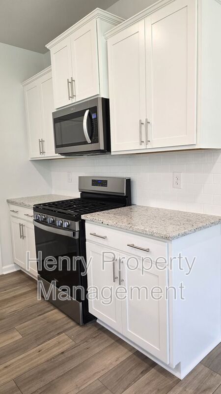 Building Photo - 285 Broomside Ave