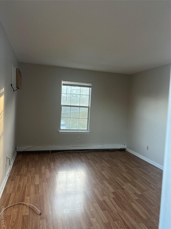 Building Photo - 27 Lexington Hills Rd