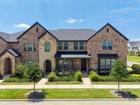 Building Photo - 537 Parkside Dr