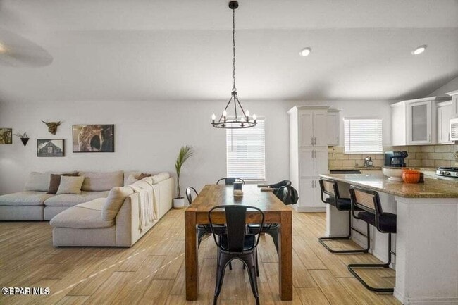 Building Photo - 15133 Composition Ave