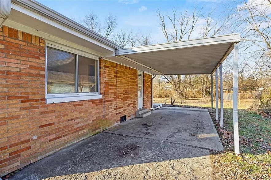 Building Photo - 1260 Farley Dr