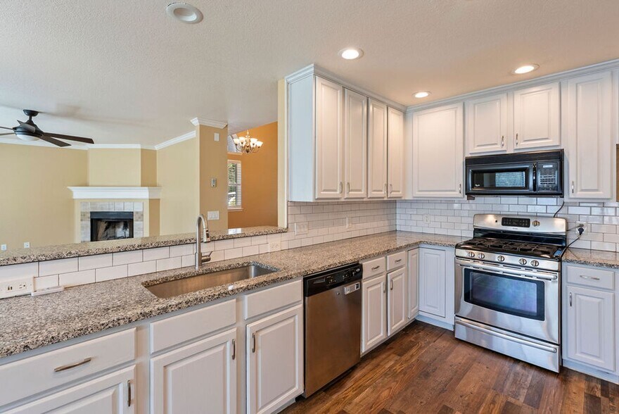 Building Photo - 1217 Stepp Bend