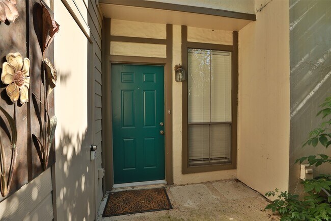 Building Photo - 1201 McDuffie St
