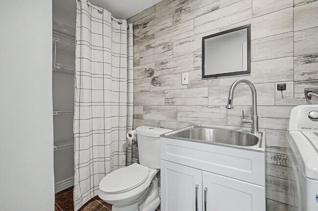 Building Photo - 6991 Prairie Wind Dr