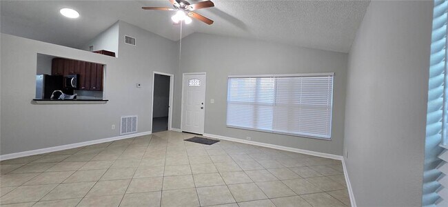 Building Photo - 9414 Dearmont Ave