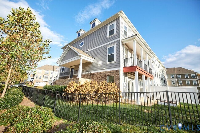 Building Photo - 11458 Hayloft Ln