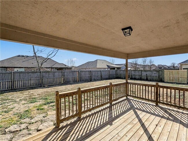 Building Photo - 1801 SW Candlewood St