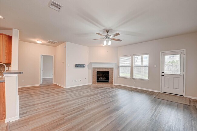 Building Photo - 2815 Mustang Hill Ln