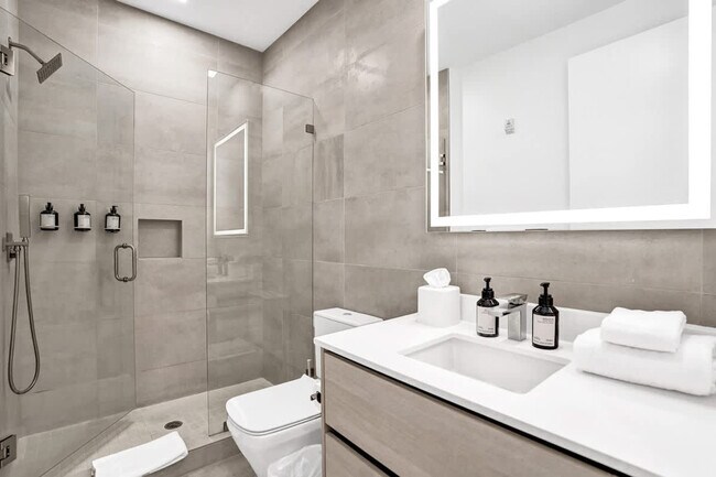 Building Photo - 1220 17th St