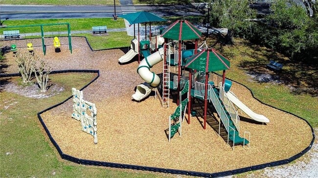 Building Photo - 3829 Spruce Pine Dr