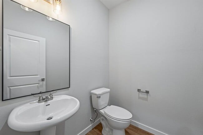 Building Photo - 532 Galt Dr