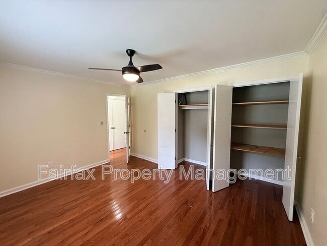 Building Photo - 107 Perriwinkle Pl
