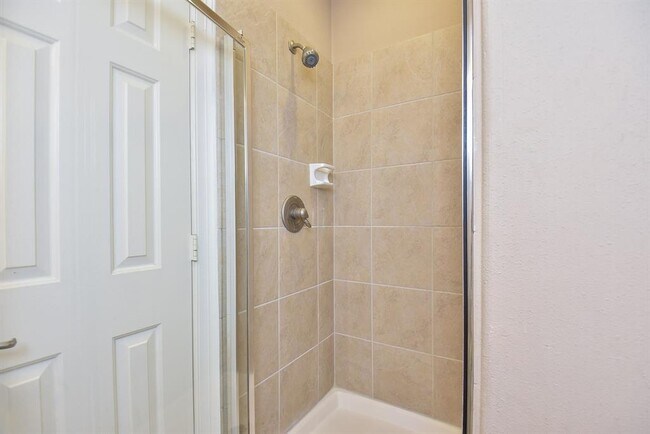 Building Photo - 2403 Galleon Point Ct