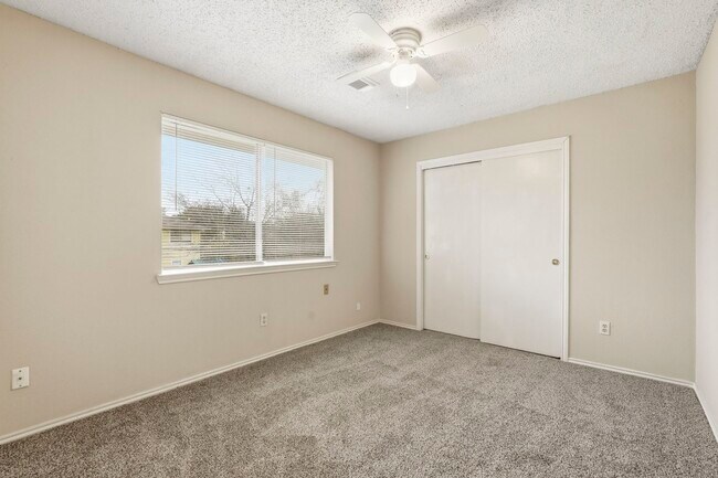 Building Photo - 16623 Red Gully Dr