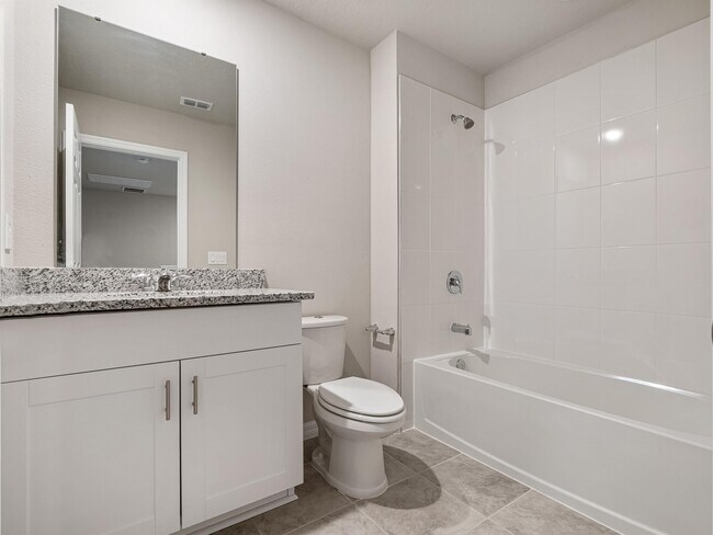 Building Photo - 658 Legacy Lp