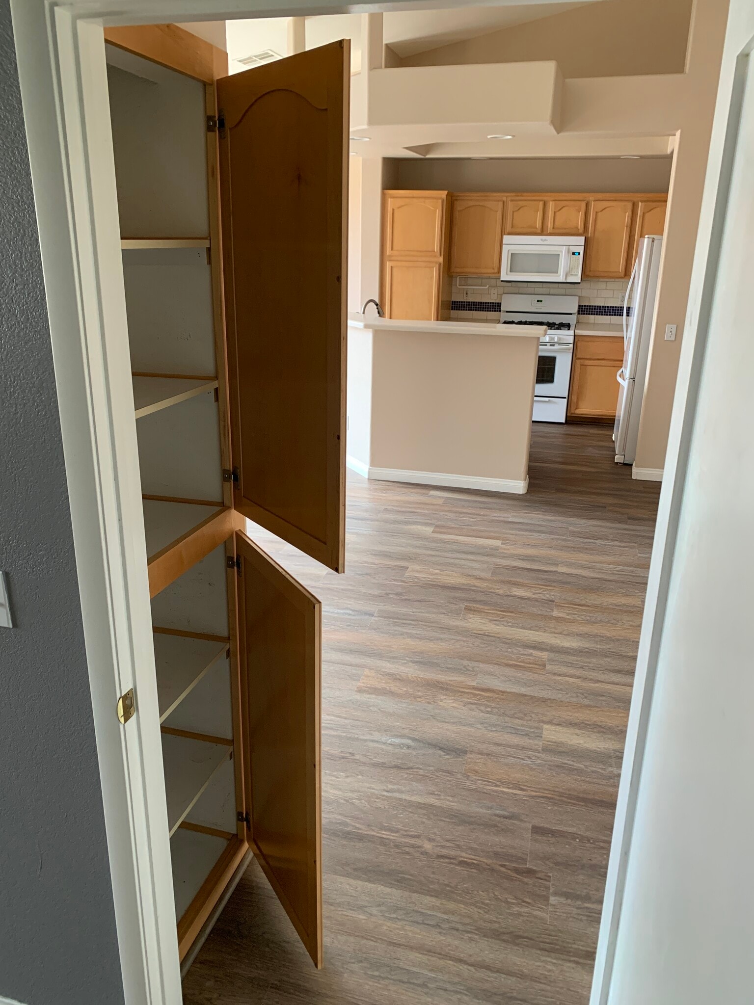 Building Photo - 1205 Simms Ave