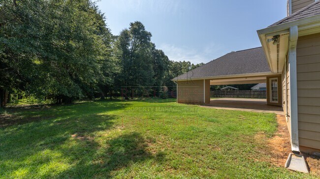 Building Photo - 251 Owens Rd