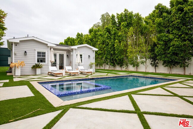 Building Photo - 17524 Jayden Ln