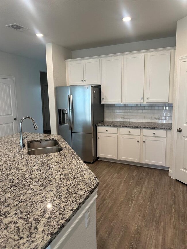 Building Photo - 4313 Promontory Point Trail