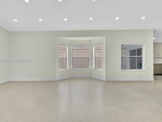 Building Photo - 3863 SW 53rd Pl