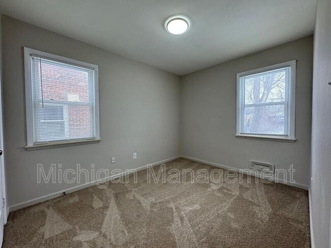 Building Photo - 26431 Monticello St