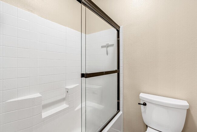 Building Photo - 5629 N Citrus Ln