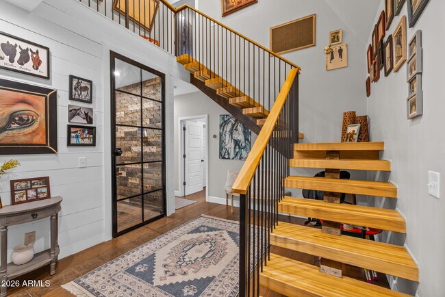 Building Photo - 4402 E Turney Ave