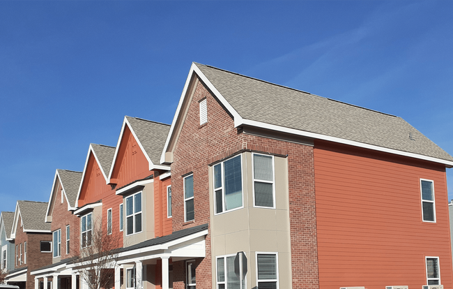 Street View of Apartment Building - Beecher Terrace Phase II (0680)