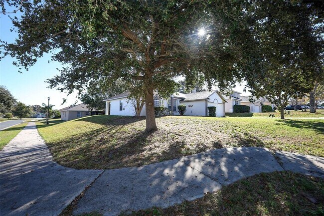 Building Photo - 200 Patrice Hope St