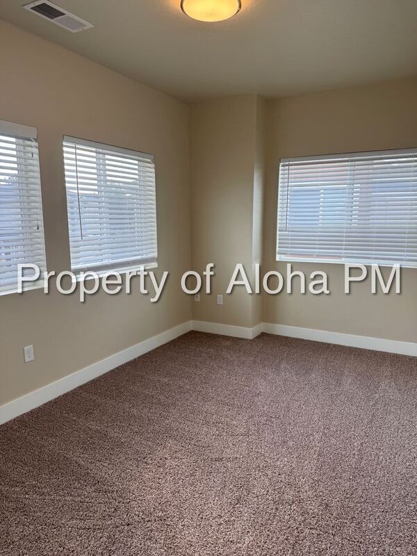 Building Photo - 3502 E Grand Forest Dr