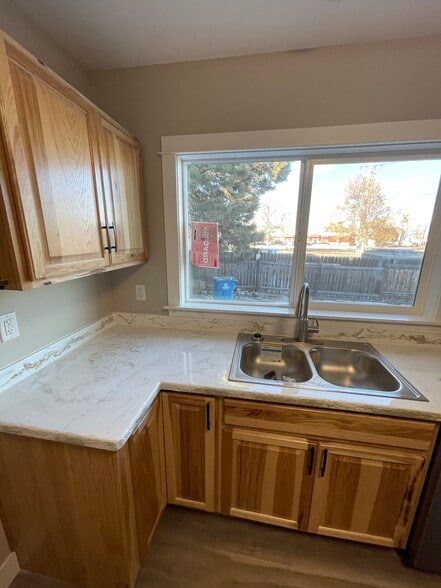 Building Photo - 503 Colorado St