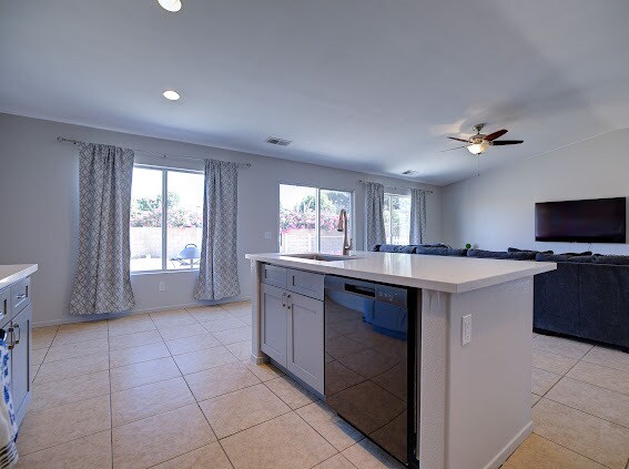 Building Photo - 47734 Mirage Way