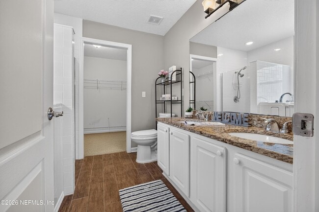 Building Photo - 12838 Chets Creek Dr N