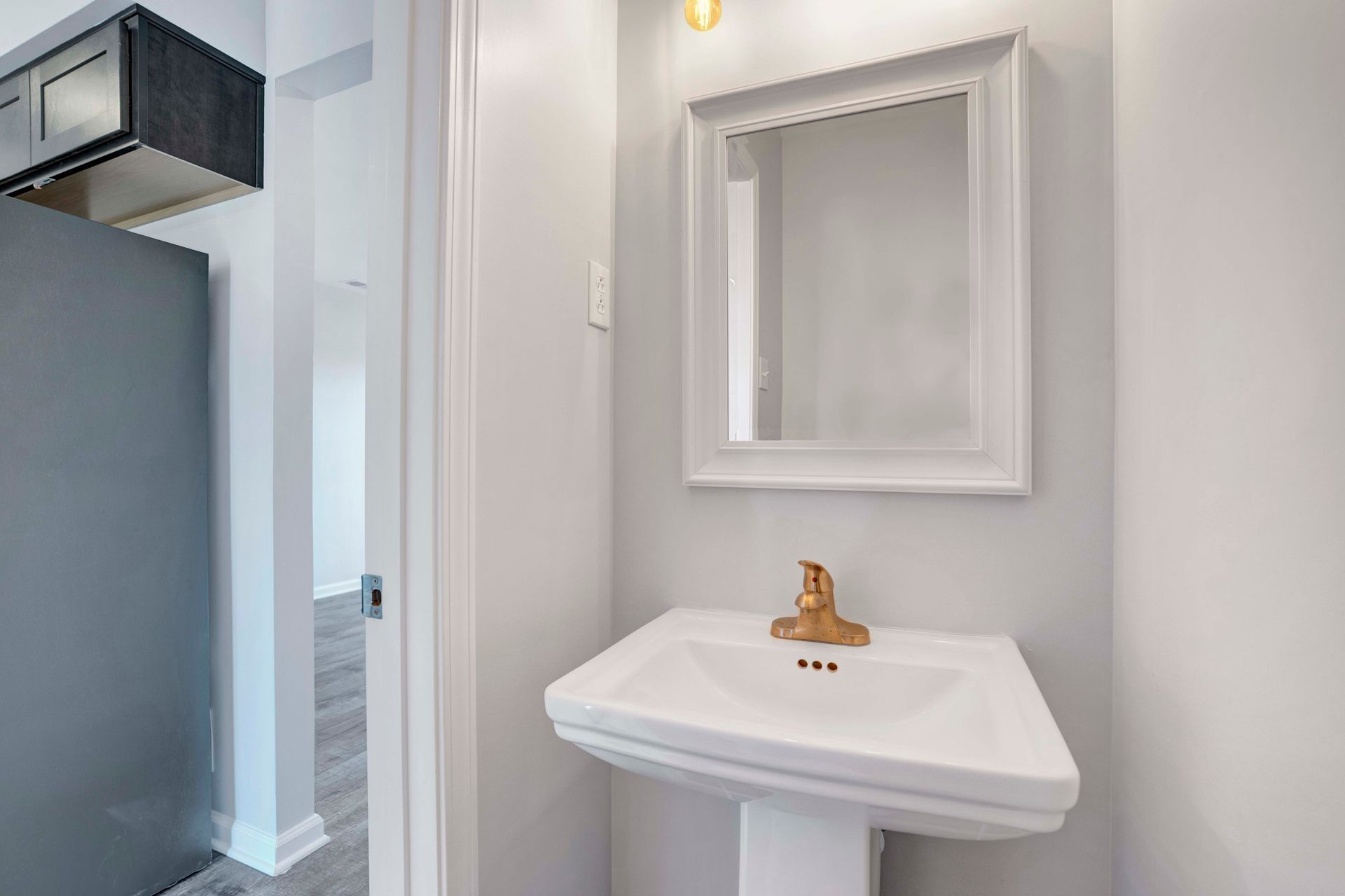 Building Photo - 1108 Pembroke Oak Grove Rd